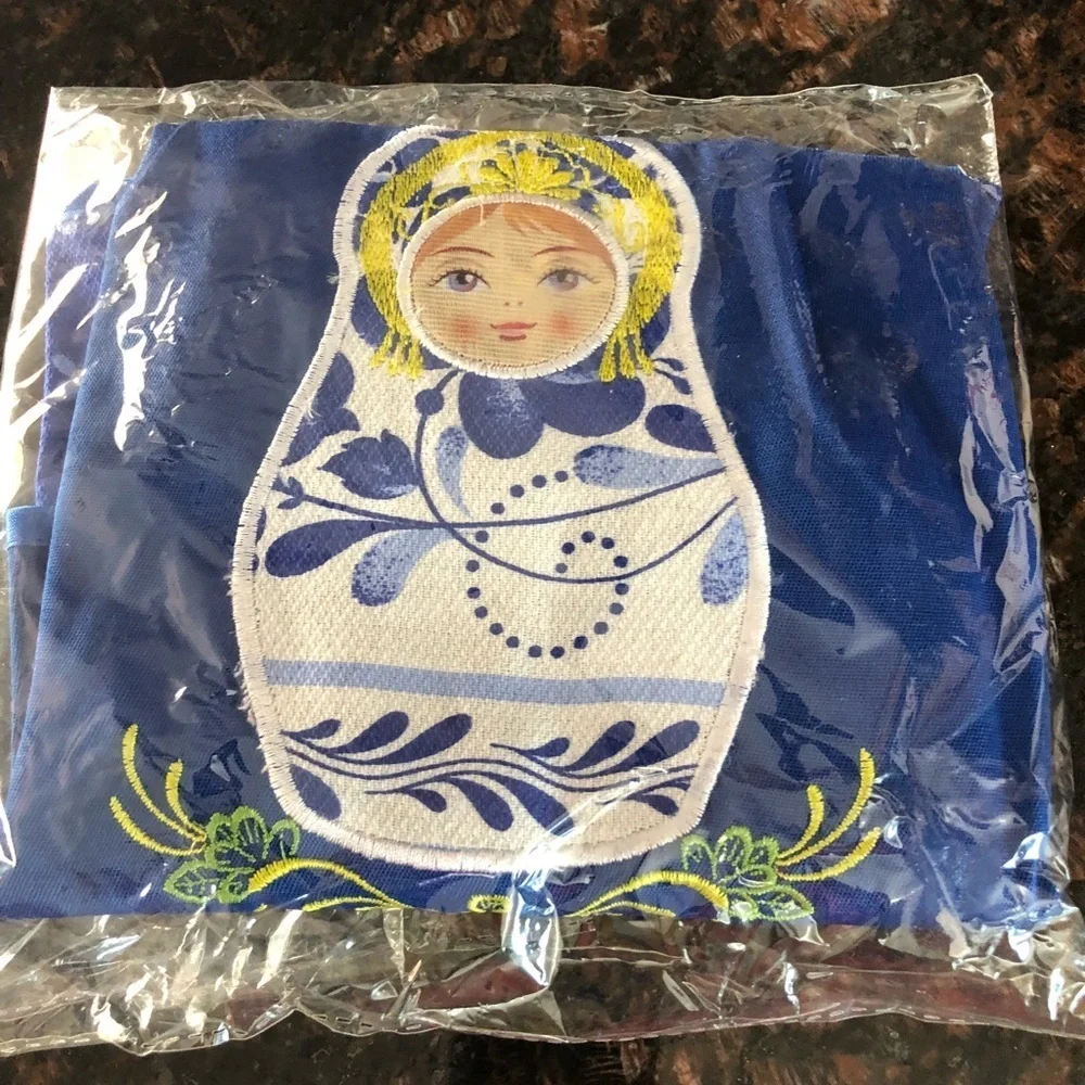 NWOT. Kitchen towel